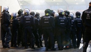 Die Polizei hat bei Partien in der Bundesliga alle Hände voll zu tun