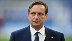 Horst Heldt plant, bis Saisonende auf Schalke zu bleiben