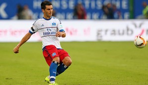 Emir Spahic war letzte Saison von Bayer Leverkusen wegen einer Kopfnuss gegen einen Ordner entlassen worden