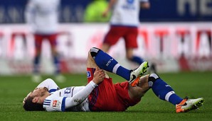 Nicolai Müller liegt gegen Werder Bremen verletzt am Boden