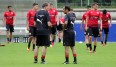 Jos Luhukay (r.) peilt mit dem VfB Stuttgart den direkten Wiederaufstieg an