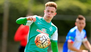 Johannes Eggestein unterschreibt bei Werder einen Profi-Vertrag bis 2019