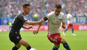 Der HSV mit Kostic gegen Kölns Olkowski