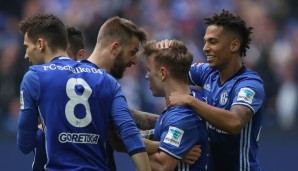 Max Meyer (Schalke 04): Durfte auf der Zehn ran und gab bei den gut startenden Schalkern sofort die Richtung vor. Nutzte die Fehler der Wolfsburger Hintermannschaft gut aus und war an drei Toren beteiligt