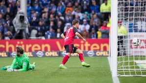 Florian Niederlechner (SC Freiburg): Niederlechners Doppelpack gegen den FC Schalke bescherte dem SC Freiburg drei Punkte - und ganz akute Träume von Europa. Schaltete sich ins Kombinationsspiel ein, nicht nur vor dem 1:0