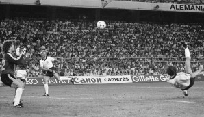 Platz 9: Saison 1975/1976 - 75 - Klaus Fischer (Bild, r., 29), Erich Beer (23), Gerd Müller (23)