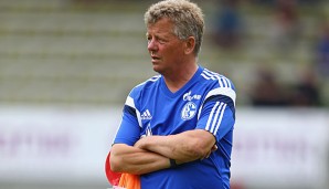 Schalke 04 muss auf die Dienste von Peter Hermann (65) als Assistent des neuen Cheftrainers Domenico Tedesco (31) verzichten