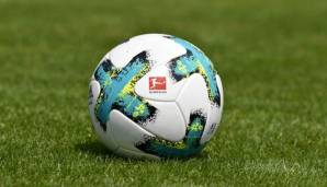 Der SC Freiburg hat mit Sportdirektor Klemens Hartenbach verlängert