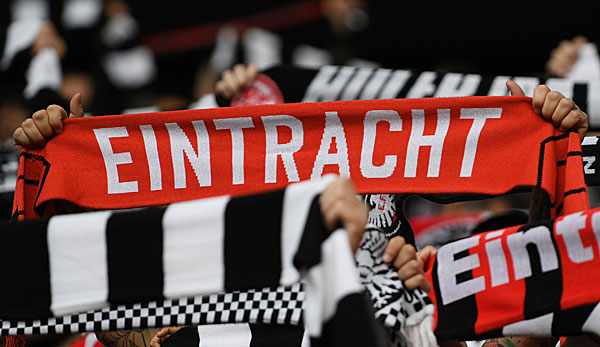 Fanschals der Eintracht Frankfurt