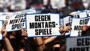 Die Fans protestieren lautstark gegen die Montagsspiele in der Bundesliga.