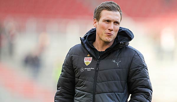 Hannes Wolf an der Seitenlinie des VfB Suttgart