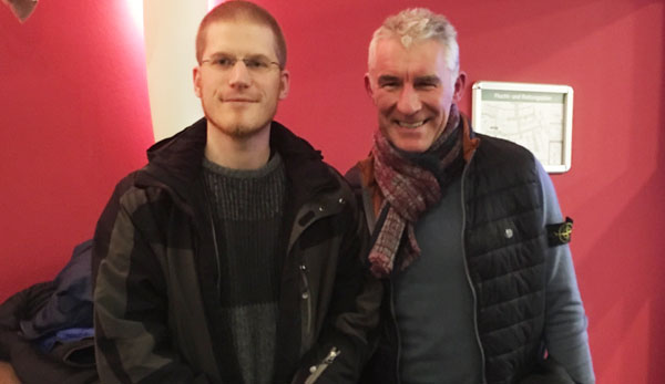 SPOX-Redakteur Jochen Tittmar traf Mirko Slomka zum Interview in Gelsenkirchen