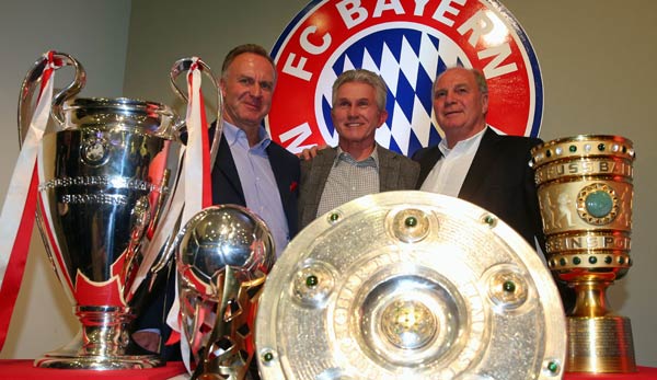 2013 feierte der FC Bayern mit Trainer Jupp Heynckes (M.) den größten Erfolg der Vereinsgeschichte