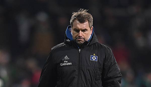 Der HSV trennt sich von Trainer Bernd Hollerbach - U21-Coach Christian Titz übernimmt.