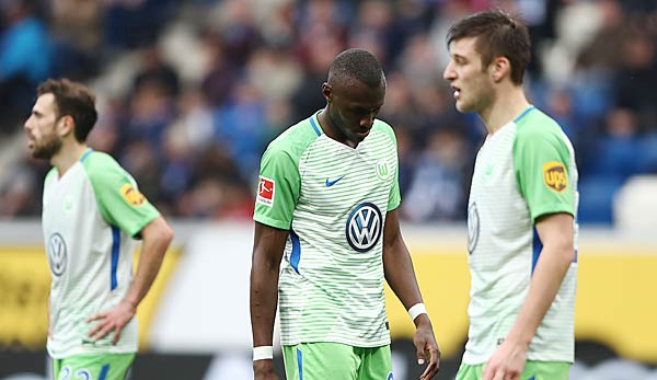 VfL Wolfsburg droht: Auch beim Abstieg dürfen die Spieler den Klub nicht verlassen.