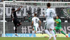 Leon Bailey traf in der ersten Halbzeit gegen Borussia Mönchengladbach nur die Latte.
