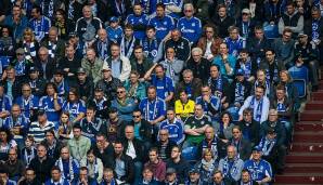 2016 feierte Hans-Joachim Watzke noch, dass der BVB "die Blauen abgehängt" habe in Sachen Vereinsmitglieder - und zwar für immer. Zwei Jahre später ergibt sich ein anderes Bild. SPOX zeigt die Mitgliederzahlen der 18 Bundesligisten (Quelle: Statista).