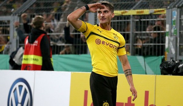 Maximilian Philipp von Borussia Dortmund könnte zum VfB Stuttgart wechseln.