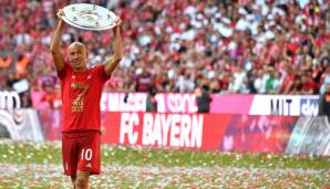 Arjen Robben (19 Spiele, 6 Tore, 2 Vorlagen): Hing sich in seinem letzten Bayern-Jahr wie Ribery voll rein, auch wenn ihn mehrere heikle Verletzungen fast fünf Monate außer Gefecht setzten. Traf ebenfalls in seinem letzten Bundesliga-Spiel. Note: 3.