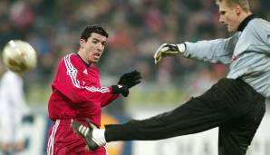 Roy Makaay (für 19,75 Millionen Euro von Deportivo La Coruna zum FC Bayern im Sommer 2003): War vier Jahre lang Top-Stürmer des FCB, holte zwei Meistertitel und erzielte das schnellste Tor der CL-Geschichte.