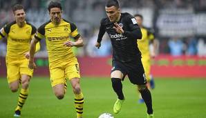 In der Bundesliga kommt es heute zum Duell zwischen der Eintracht Frankfurt und Borussia Dortmund.