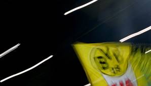 Sieben Vereine der 1. und 2. Fußball-Bundesliga sind offenbar wegen unerlaubter Glücksspielwerbung ins Visier der Aufsichtsbehörden geraten. Wie die ARD berichtet, laufen unter anderem gegen Borussia Dortmund ordnungsbehördliche Verfahren.