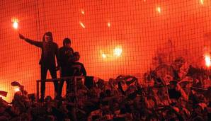 Ihne drohen offenbar erneut Kollektivstrafen: Fans und Ultras von Fußballvereinen, die Pyrotechnik in Stadien zünden.