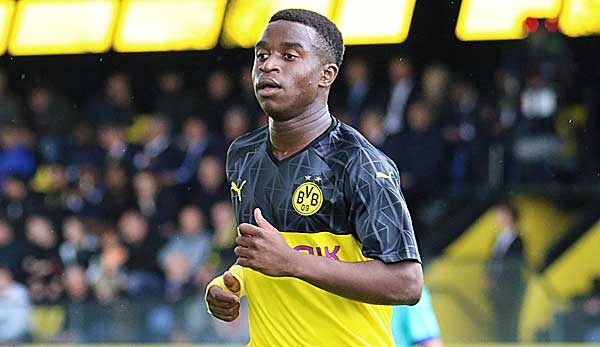 Gilt als einer der Talentiertesten Stürmer und Wunderkind des deutschen Fußballs: borussia Dortmunds Youssoufa Moukoko.