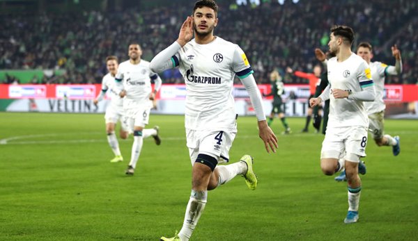 Schalkes Innenverteidiger Ozan Kabak brachte die Königsblauen gegen Wolfsburg in Führung.