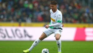 Platz 24: Nico Elvedi (Borussia Mönchegladbach) - 1049 Ballkontakte in 17 Spielen.