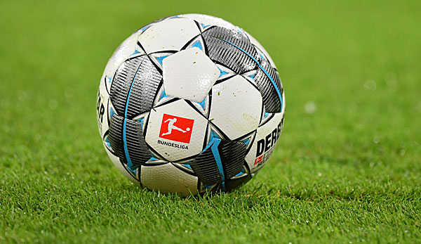 Die Bundesligisten haben mit 196 Millionen Euro an Ausgaben die alte Liga-Bestmarke nahezu verdoppelt.