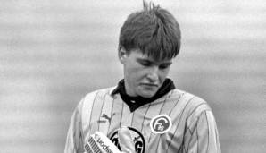Fortuna Düsseldorf: Frank Kirn (17 Jahre, 243 Tage). Er debütierte am 18. Oktober 1986.