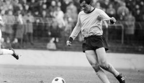 Platz 19: Reinhold Wosab am 12.9.1970 beim 1:2 gegen den FC Schalke 04 (Tor zum 1:1) - 32 Jahre, 199 Tage alt.