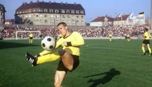 Platz 1: Sigfried Held am 14.10.1978 beim 2:3 gegen Kaiserslautern (Tor zum 1:1) - 36 Jahre, 68 Tage alt.
