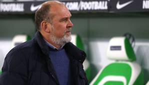 VfL-Wolfsburg-Manager Jörg Schmadtke hat S04-Finanzvorstand Peter Peters wegen Missachtung einer Einigung zwischen den Bundesligisten kritisiert.