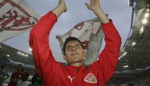Platz 7: Mario Gomez – 63 Tore. Neun Tage vor seinem 24. Geburtstag unterschrieb Gomez seinen Vertrag beim FC Bayern. 30 Millionen Euro ließ sich der FCB den späteren Champions-League-Sieger kosten. Heute kickt er wieder für den VfB.