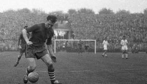 Günter Siebert (1957/58). Der erste Neuner in der Geschichte des FC Schalke trug die Nummer nur für eine seiner insgesamt sechs Spielzeiten bei den Gelsenkirchenern, für die er 61 Tore in 118 Spielen erzielte.