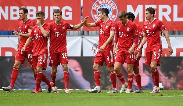 Der FC Bayern München darf am letzten Spieltag der Bundesliga endlich die Meisterschale in die Höhe stemmen.