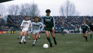 Platz 4: BRUNO PEZZEY (Abwehr, 1978 bis 1987): 255 Spiele (45 Tore) für den SV Werder Bremen und Eintracht Frankfurt.