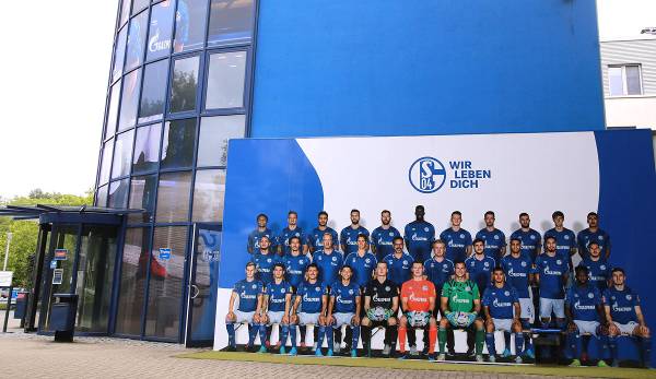 Der FC Schalke 04 baut in seine Verträge Corona-Klauseln mit einem automatischen Gehaltsverzicht im Falle einer Pandemie ein.