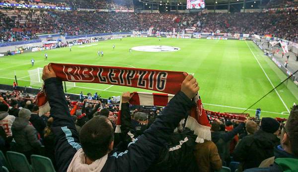 Rückkehr der Zuschauer? RB Leipzig könnte als erster Bundesligist wieder vor Zuschauern in der heimischen Red Bull Arena spielen.