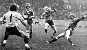 Platz 1: MANFRED BURGSMÜLLER (beim BVB von 1976 bis 1983) - 76 Tore