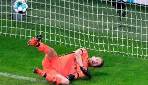 Lukas Hradecky hätte Bayer Leverkusen mit einer kuriosen Slapstick-Einlage fast den Sieg gegen Arminia Bielefeld gekostet.