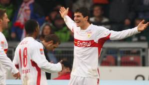 MARIO GOMEZ (bis 79.): Für Gomez war dieses 3:0 bereits sein zweiter Treffer an diesem Nachmittag. Er hatte schon das 1:0 erzielt. Am Ende der Saison stand er bei 19 Toren in der Bundesliga. 2009 ging er zum FC Bayern.