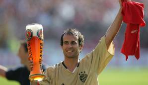 Platz 12: Mehmet Scholl (36 Jahre 7 Monate 3 Tage) - am 19. Mai 2007 für den FC Bayern gegen Mainz 05.