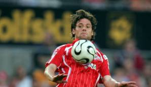 In Bochum hatte der dänische Nationalspieler noch 20 Tore in zwei Saisons erzielt, ehe er in Köln zum Chancentod avancierte. Nach nur anderthalb Jahren und einem Treffer für die Geißböcke wechselte er in seine Heimat nach Bröndby.