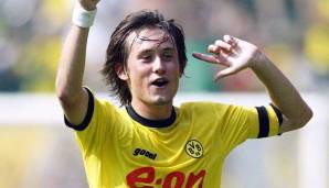 TOMAS ROSICKY: "Schnitzel" widerstand 2001 dem Bayern-Lockruf und reifte beim BVB zum Topspieler, dem aber Verletzungen zu schaffen machten. Als der Klub Pleite ging, verpfändeten sie die Transferrechte am Tschechen, der "schockiert" war und 2006 ging.