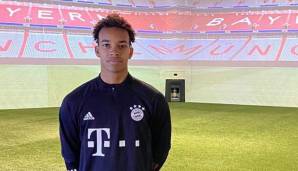 EMILIAN METU: Der 17-Jährige wechselte im Sommer 2021 an die Isar und unterschrieb einen Vierjahresvertrag. "Seit ich denken kann, ist Bayern mein Lieblingsverein", sagte der zentrale Mittelfeldspieler im Gespräch mit SPOX und Goal.