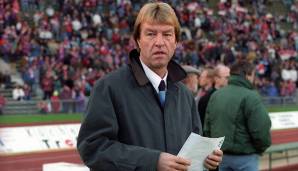 AAD DE MOS (07/1995 – 01/1996): Sicherlich hatte der Niederländer als erster Trainer nach Werders 14-jähriger Rehhagel-Ära nicht das einfachste Los. Dennoch reichte es für de Mos nur für eine sechsmonatige Amtszeit.