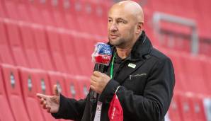 Klaus Hofmann, Präsident und Vorstandsvorsitzender des FC Augsburg, hat das Verhalten des Profifußballs in der Coronakrise scharf kritisiert.